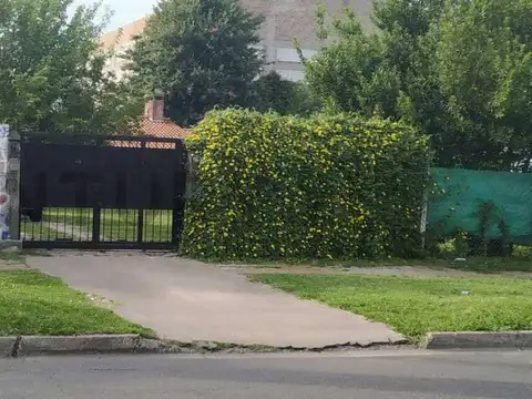 VENTA DE LOTE EN CENTRO DE ITUZAINGO, IDEAL EMPRENDIMIENTO E