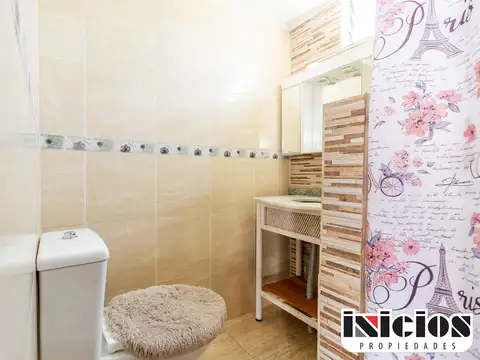 Dos viviendas en lote propio - C1060