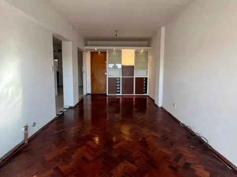 Eva Perón 4700, Piso 3°