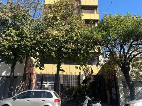 DEPARTAMENTO DE 3 DORMITORIOS EN BARRIO AZCUÉNAGA