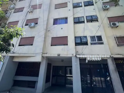 VENTA DEPARTAMENTO 2 AMB  VILLA LUGANO APTO CRED