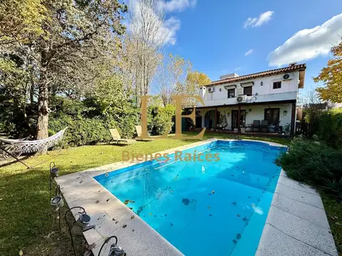 Venta Casa en Aranjuez Country Club APTO CREDITO