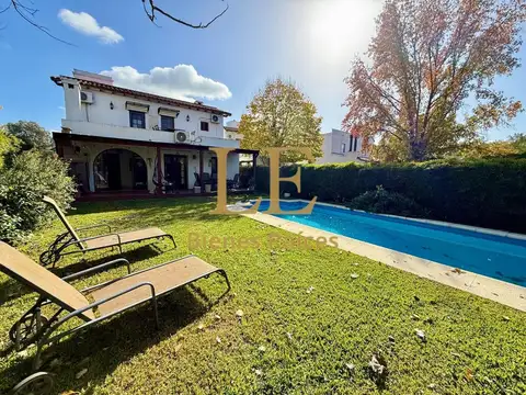 Casa en Venta de 4 dormitorios