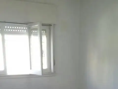 Local en Venta en Castelar, USD 450.000