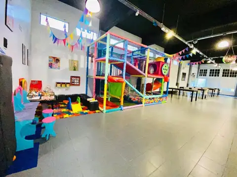 Local en Venta en Castelar, USD 450.000