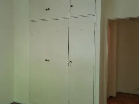 Av Rivadavia 6100, Piso 3