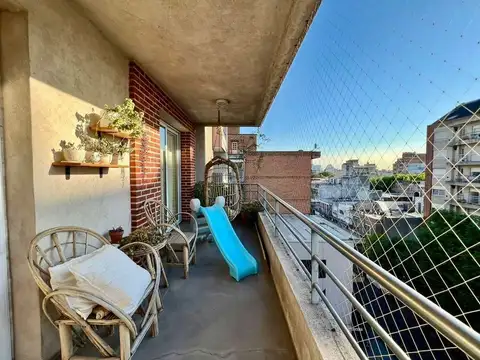 Departamento en Venta con 2 cocheras