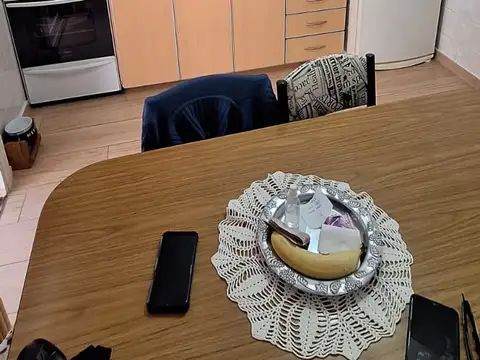 Depto Tipo Casa 4 ambientes con 2 baños