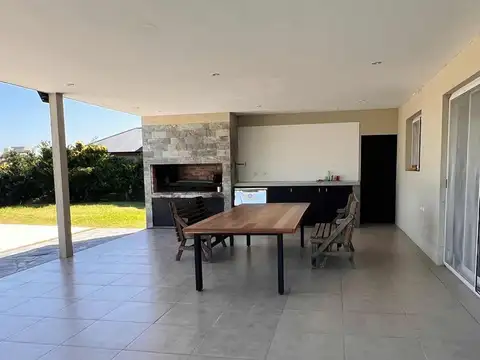 Casa en Venta en Ingeniero Maschwitz, USD 680.000