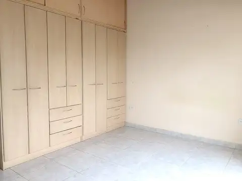 Depto Tipo Casa en Venta en Martinez, USD 137.000