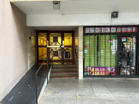 Piedras 1400, Piso 1