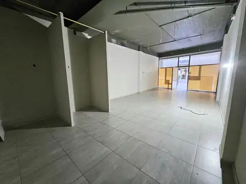 Local en Venta en Barrio Parque Leloir, USD 300.000