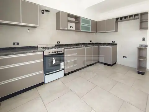 Manuel Garcia 5300 UF1, entre Carlos Tejedor y Belgrano