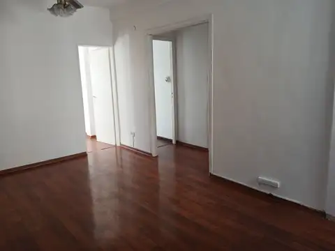 ALQUILER DEPARTAMENTO 3 AMBIENTES FRENTE A PLAZA COLOMBIA