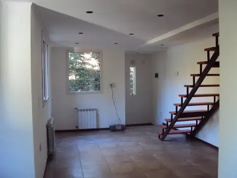 Departamento en Alquiler con 1 cocheras