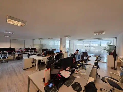 Oficina en Alquiler al Noroeste