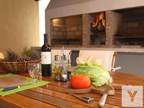 Hostería en venta - 11 Habitaciones - Villa Gesell