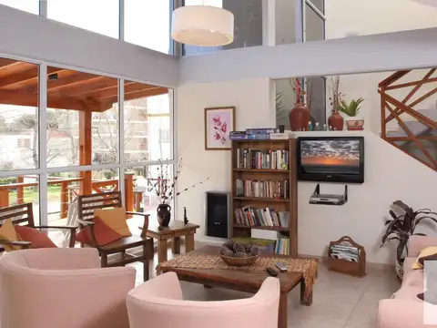 Oficina en Venta en Villa Gesell, USD 420.000