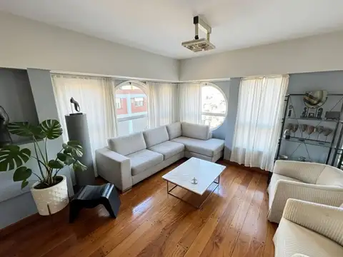 Departamento en Venta de 5 ambientes