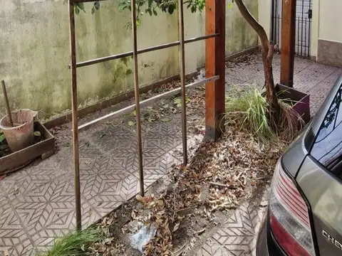 Depto Tipo Casa en Venta de 2 ambientes