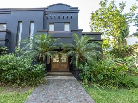 Excelente Casa En Venta En La Alameda