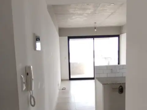 BARBARO ALQUILA DTO 2 AMB. CON COCHERA