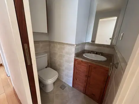 Departamento 4 ambientes con 2 baños