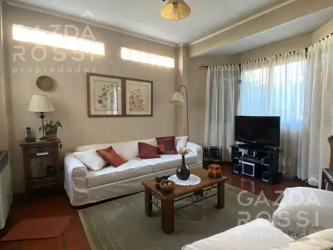 Casa en Venta en Adrogue, USD 179.500