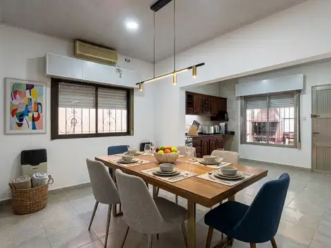 Casa en Venta con 1 cochera