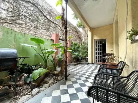 Depto Tipo Casa en Alquiler de 5 ambientes