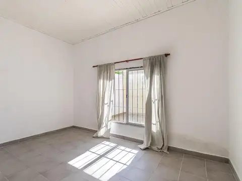 Casa 6 ambientes con 3 baños