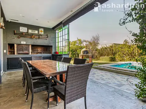 Casa en Venta en El Cantón - Barrio Golf, USD 397.000