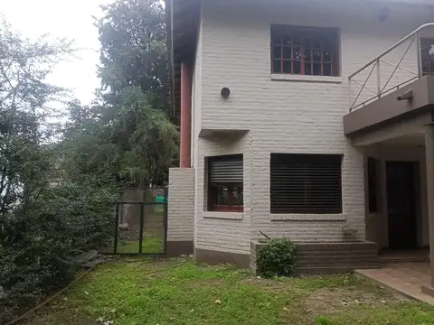 CL CANDELARIA ( BARRIO LOA CALDENES) al 400