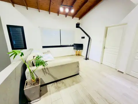 VENTA PH 5 AMB REMODELADO SIN EXPENSAS, HAEDO