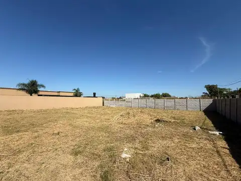 Terreno en Venta en Zarate, USD 27.000