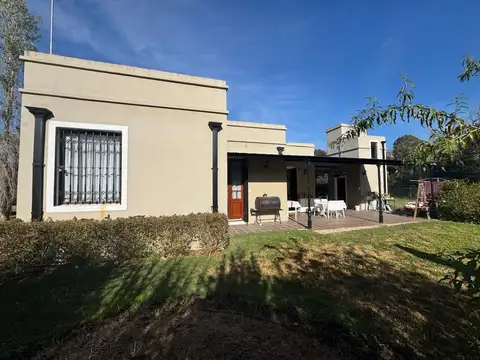 Casa en Venta en Lujan, USD 115.000