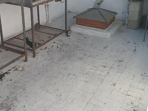 Depto Tipo Casa en Venta 40 años