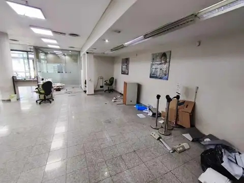 Local en Alquiler 56 años