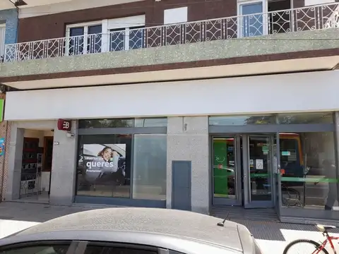 Local en Alquiler 56 años