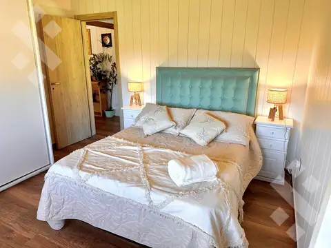 Venta casa - Apta Credito - 3 dormitorios - Bº Peñon del Lolog - San Martin de los Andes