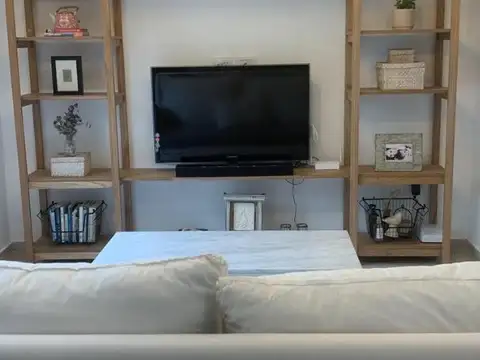 Casa en Alquiler Temporal con 2 cocheras