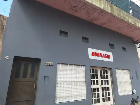 VENTA CASA 3 DOR. EN ALTOS CON LOCAL Y GALPON
