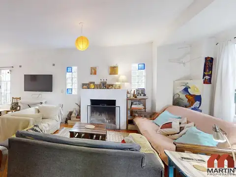 Casa en Venta de 5 Ambientes en Beccar con Jardín, Balcón y Garage