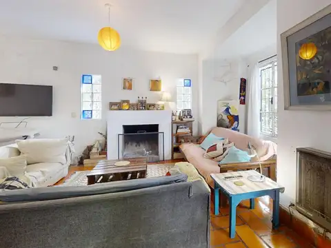 Casa 5 ambientes con 3 baños