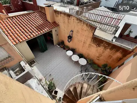 VENTA CASA CON COCHERA EN PLENO ECHESORTU