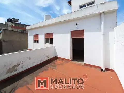 Venta PH 3 Ambientes con Patio Cubierto, Quincho y Terraza