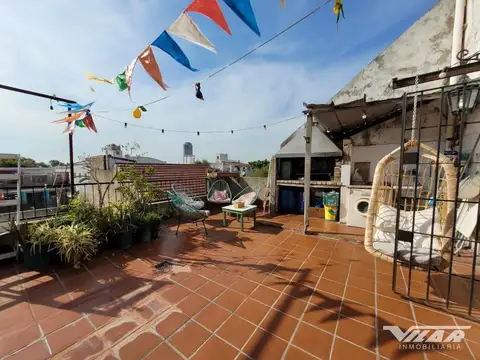 Depto Tipo Casa 5 ambientes con 2 baños