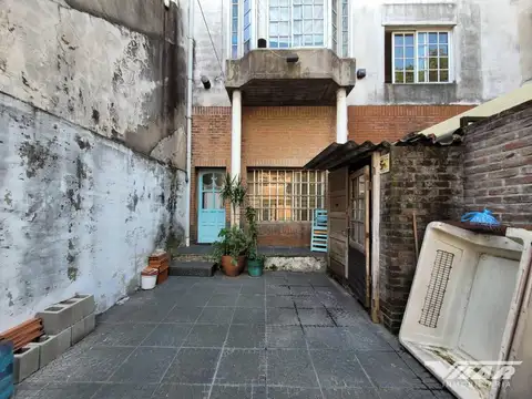 Depto Tipo Casa 5 ambientes con 2 baños