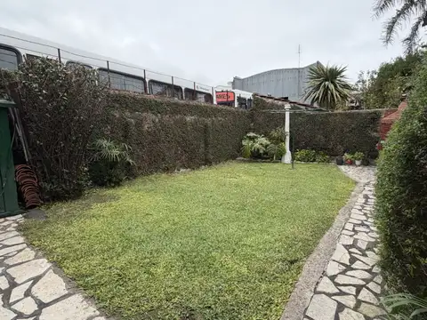 VENTA PH 4AMB COCHERA/SIN EXPENSAS EN VILLA MADERO