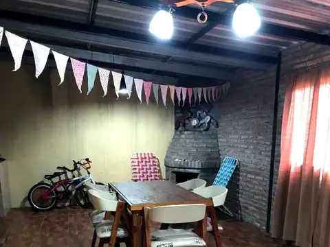 Casa 3 Dormitorios en Capitan Bermudez